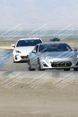 media/Sep-15-2024-Speed Ventures (Sun) [[7a54f7ed2f]]/Yellow Group/Session 1 (Outside Grapevine)/